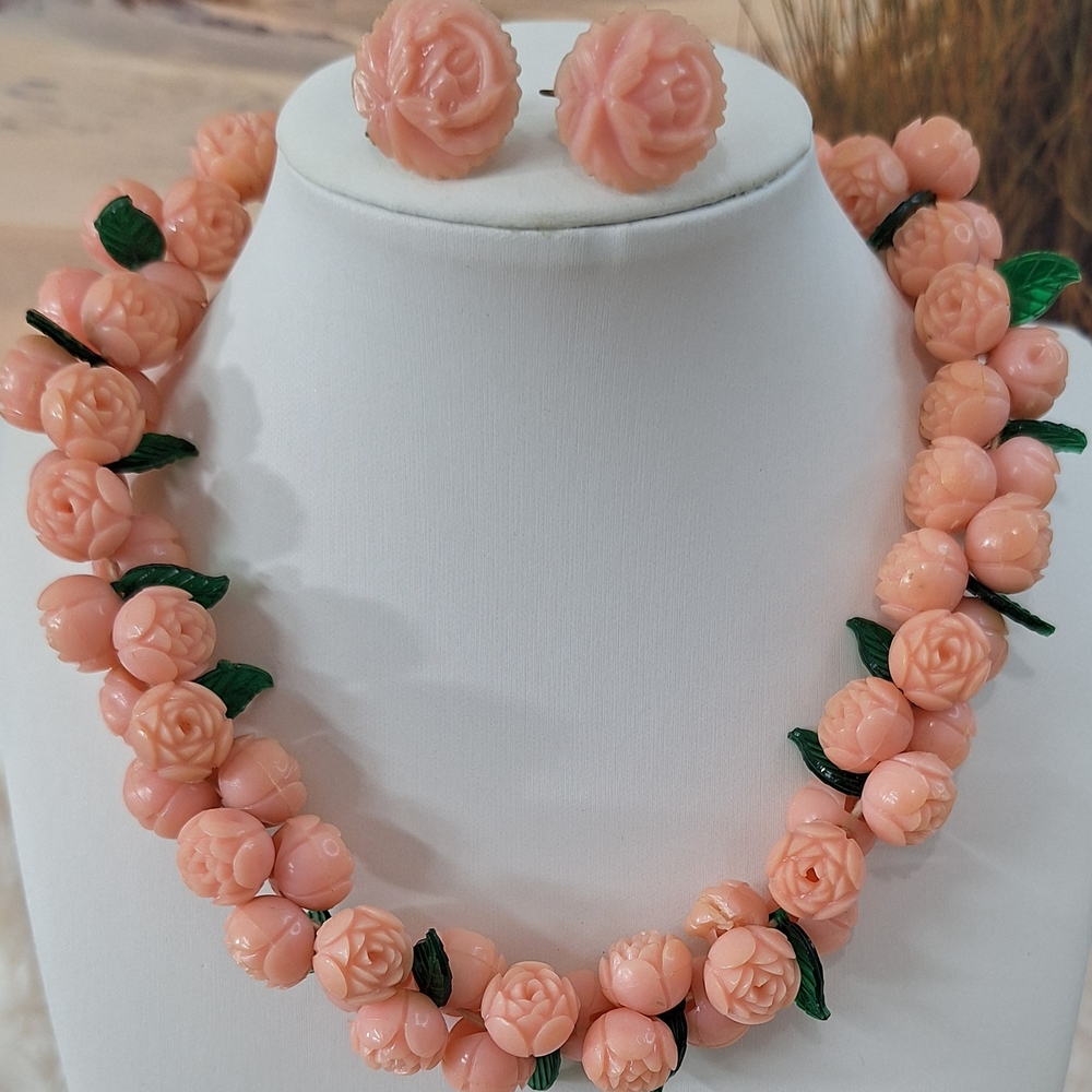 Carved Pink Celluloid Rosebud Flower Beaded Vintage Necklace & Screwback Earring